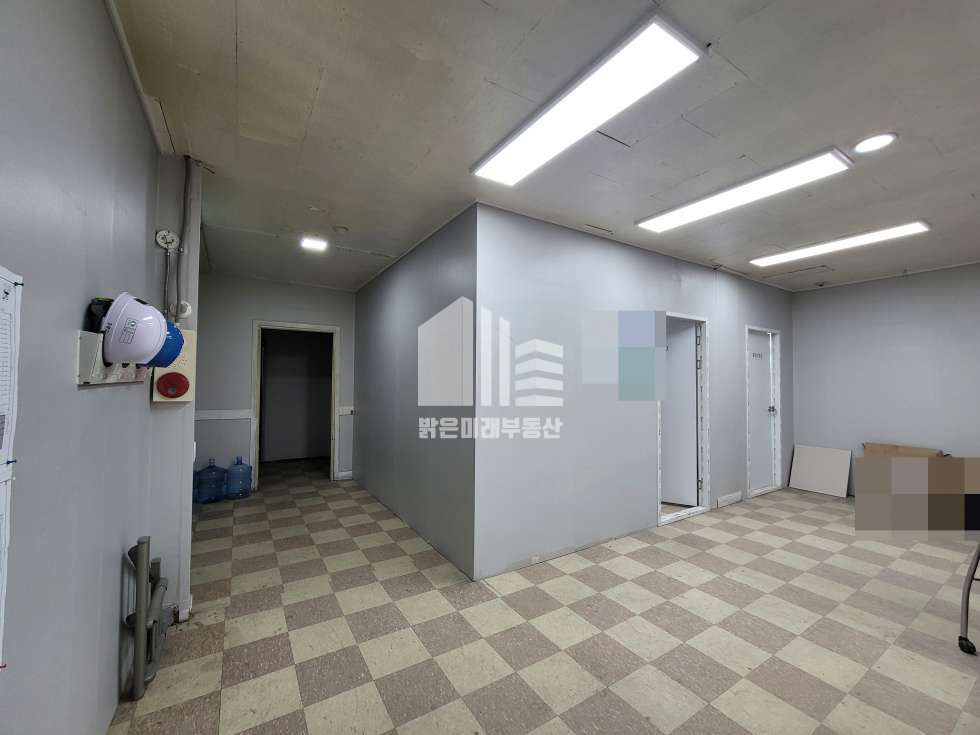 인천 미추홀구 숭의동 룸8, 철거가능, 화장실단독사용, 엘베유, 발코니 월세 매물번호 12067 사진 4