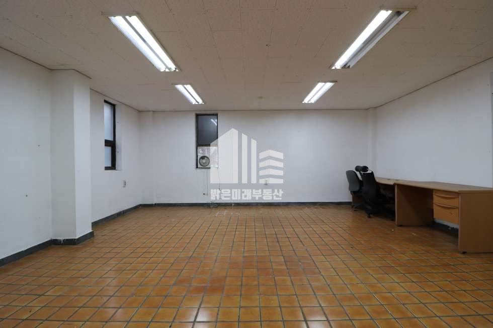 인천 부평구 십정동 FIRST FLOOR, 건물안쪽 깊숙한 위치의 1층, 수도인입 월세 매물번호 10271 사진 18