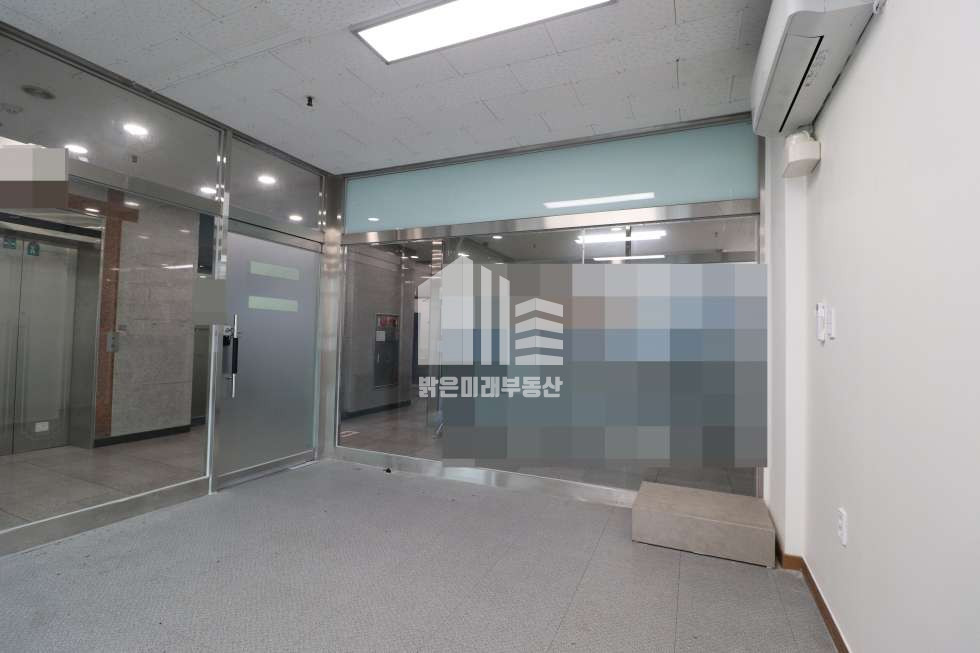 인천 남동구 구월동 예술회관역 바로 앞 초역세권 매우 깨끗한 사무실, 냉난방기 무상으로 사용 월세 매물번호 11551 사진 8
