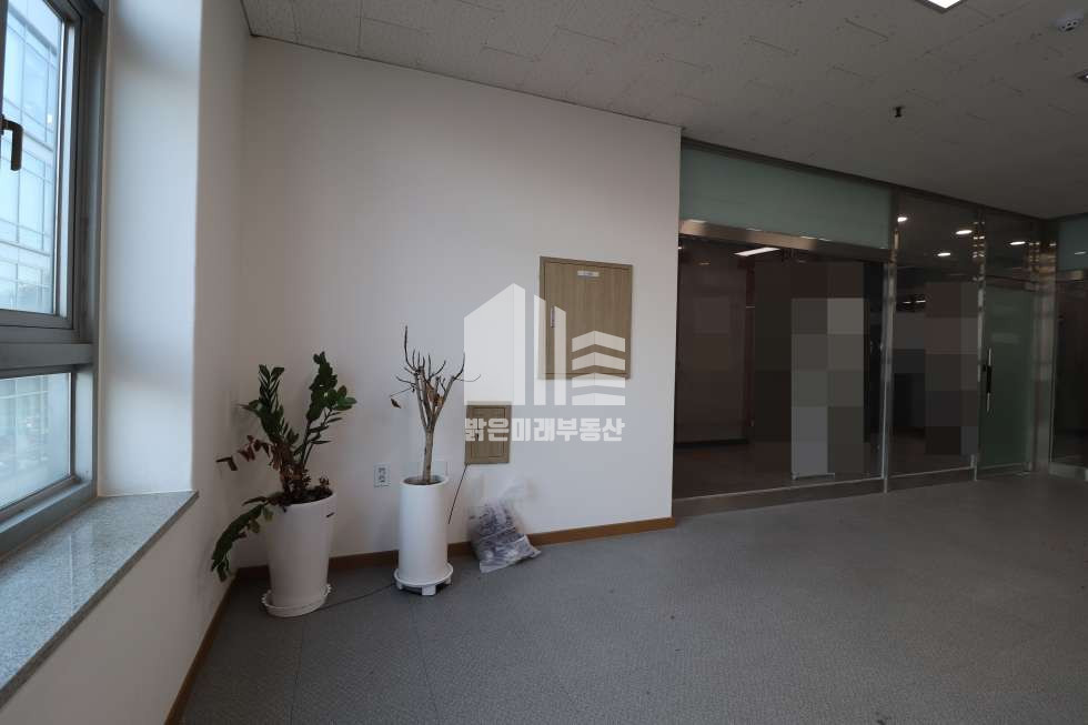 인천 남동구 구월동 예술회관역 바로 앞 초역세권 매우 깨끗한 사무실, 냉난방기 무상으로 사용 월세 매물번호 11551 사진 12