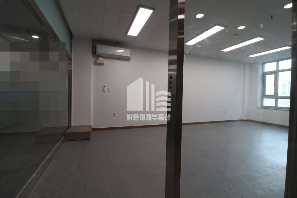 인천 남동구 구월동 예술회관역 바로 앞 초역세권 매우 깨끗한 사무실, 냉난방기 무상으로 사용 월세 매물번호 11551 사진 39