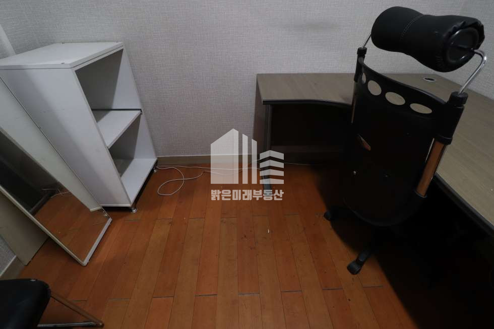 인천 미추홀구 주안동 탑층, 조용하고 쾌적한 층 내 위치, 집기일체무상 월세 매물번호 11114 사진 1