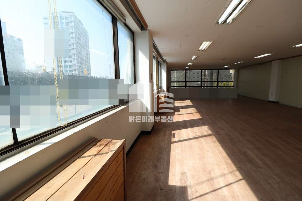 인천 남동구 간석동 역바로 앞 입지최상, 널찍한창, 직사각기둥없는구조 월세 매물번호 10009 사진 7