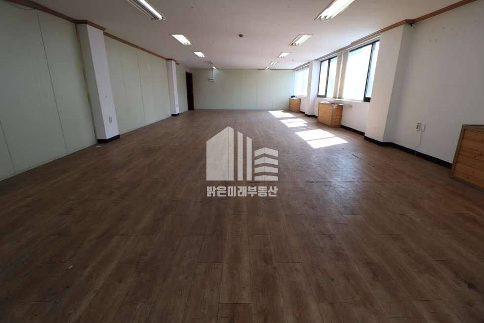 인천 남동구 간석동 역바로 앞 입지최상, 널찍한창, 직사각기둥없는구조 월세 매물번호 10009 사진 23