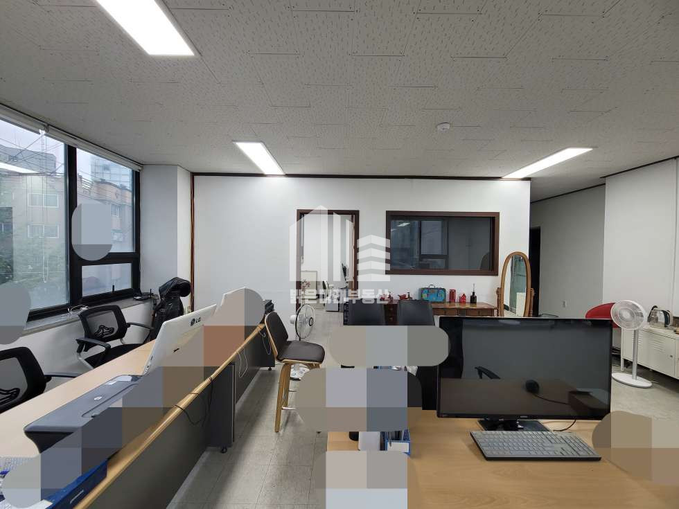 인천 미추홀구 학익동 룸2, 엘리베이터 기본, 화장실 내부, 큰 창 밝음 월세 매물번호 12412 사진 5