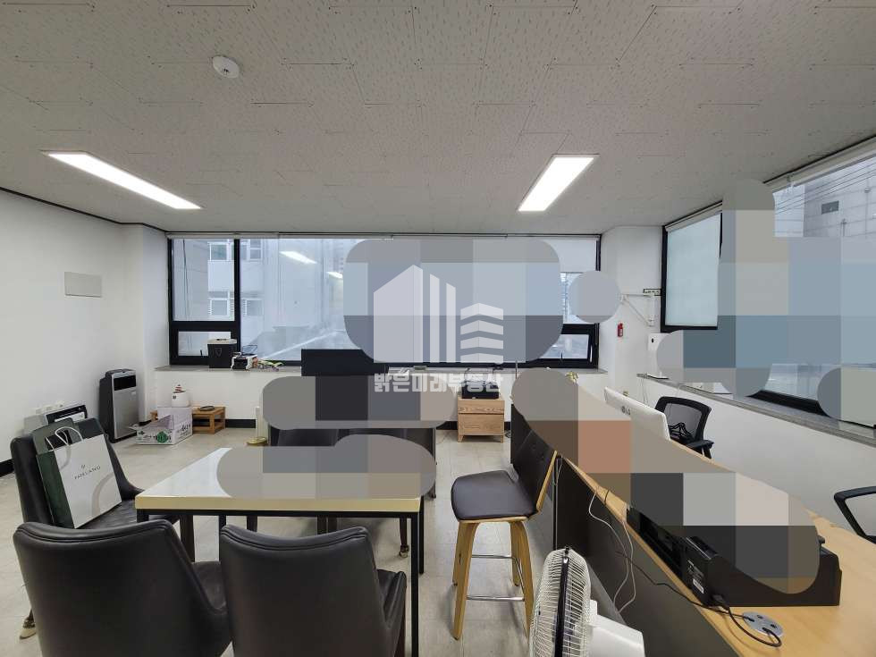 인천 미추홀구 학익동 룸2, 엘리베이터 기본, 화장실 내부, 큰 창 밝음 월세 매물번호 12412 사진 11