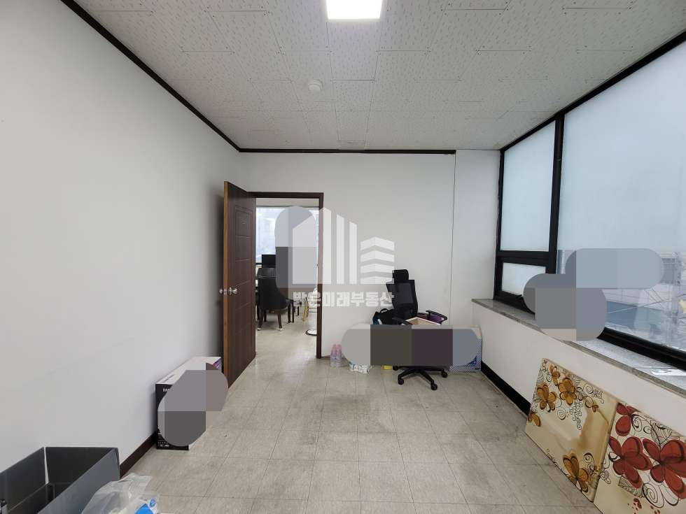 인천 미추홀구 학익동 룸2, 엘리베이터 기본, 화장실 내부, 큰 창 밝음 월세 매물번호 12412 사진 15