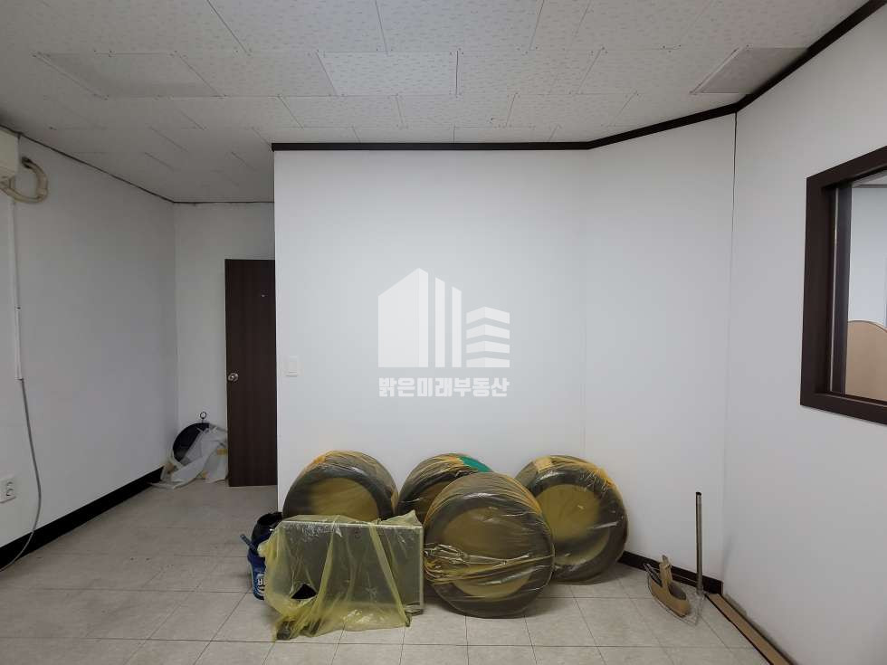 인천 미추홀구 학익동 룸2, 엘리베이터 기본, 화장실 내부, 큰 창 밝음 월세 매물번호 12412 사진 20