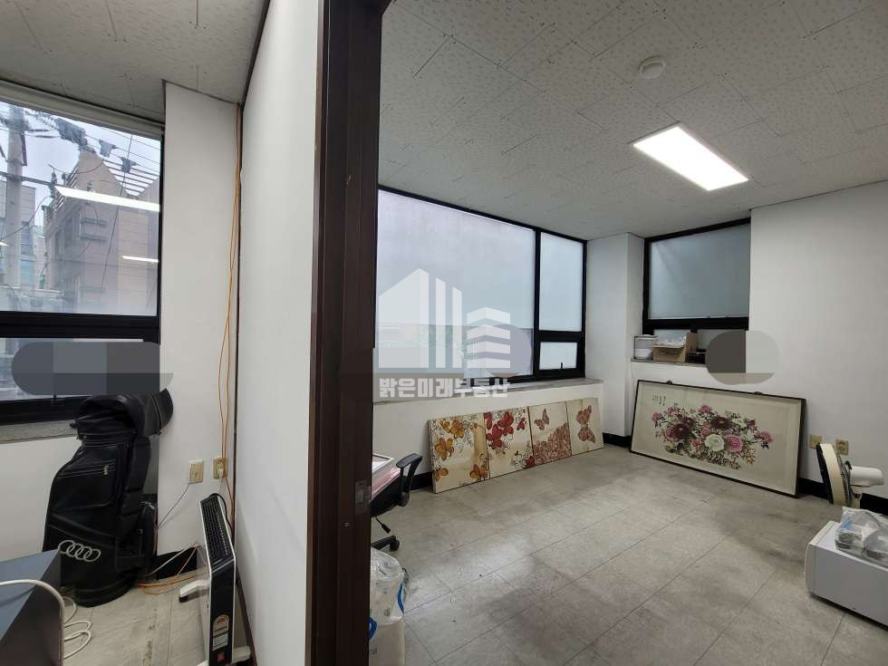 인천 미추홀구 학익동 룸2, 엘리베이터 기본, 화장실 내부, 큰 창 밝음 월세 매물번호 12412 사진 23