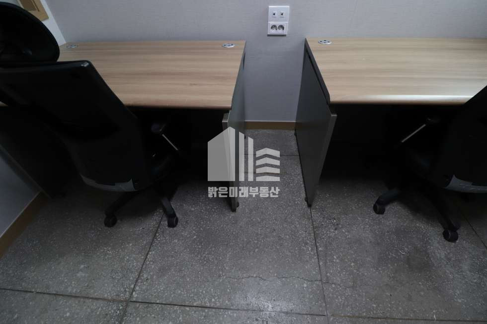 인천 미추홀구 주안동 책상2세트, 인터넷유, 주차상당히 좋은 단기사무실 월세 매물번호 10553 사진 12