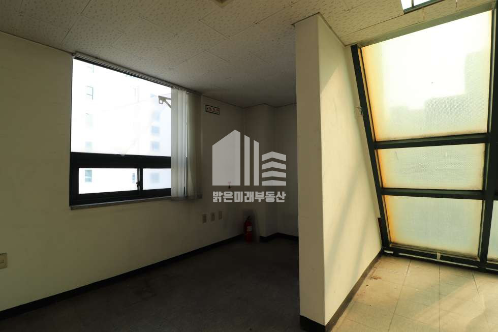 인천 미추홀구 학익동 남향 서향창, 엘베유, 부담적은 보증금, 건물외관준수 월세 매물번호 11941 사진 15