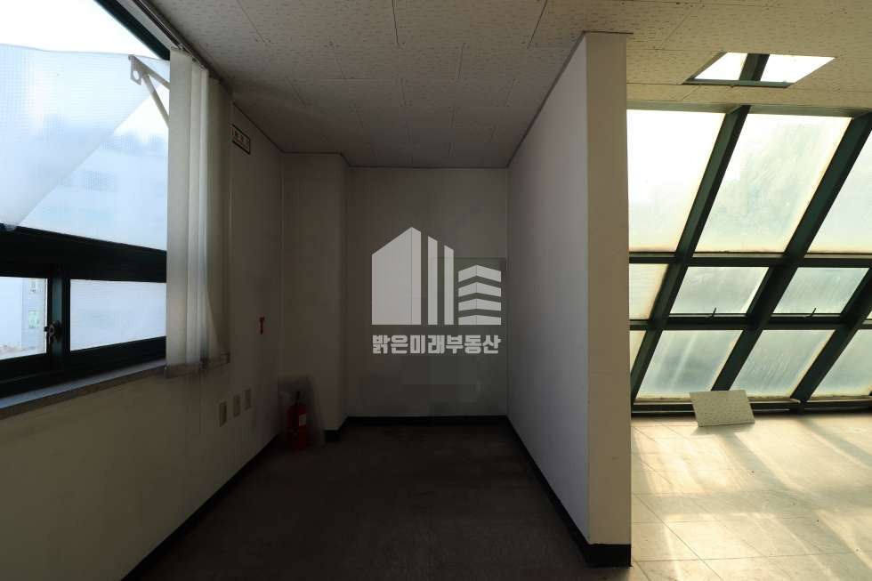 인천 미추홀구 학익동 남향 서향창, 엘베유, 부담적은 보증금, 건물외관준수 월세 매물번호 11941 사진 16