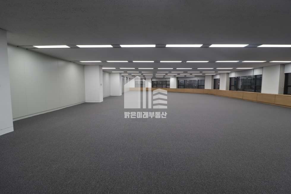 인천 남동구 구월동 매머드급건물, 관리비에 전기세등 공과금 일체포함 월세 매물번호 10081 사진 1