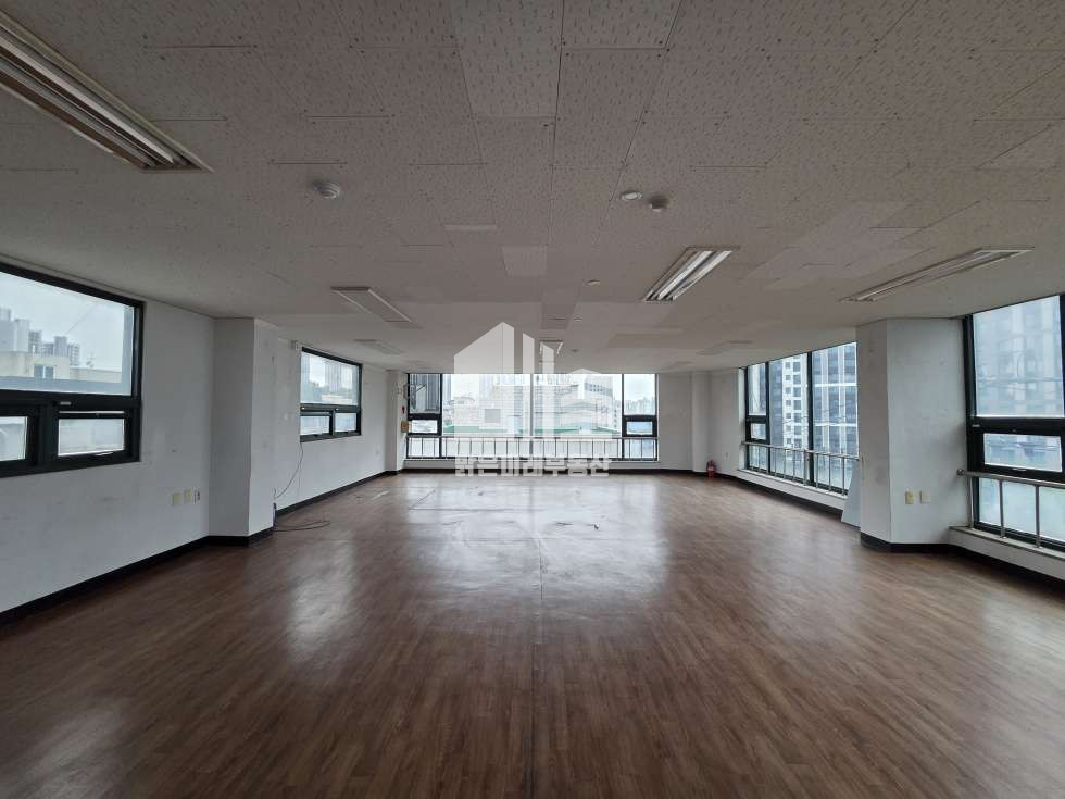 인천 남동구 간석동 서남북향 창이 커서 환함, 엘리베이터 주차장 구비 월세 매물번호 12757 사진 4
