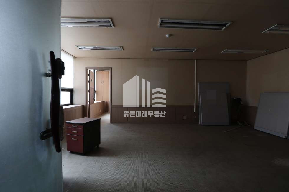 인천 남동구 구월동 보증금이 낮은 역세권 인천시청역 사무실, 룸1 분리형 월세 매물번호 12564 사진 2