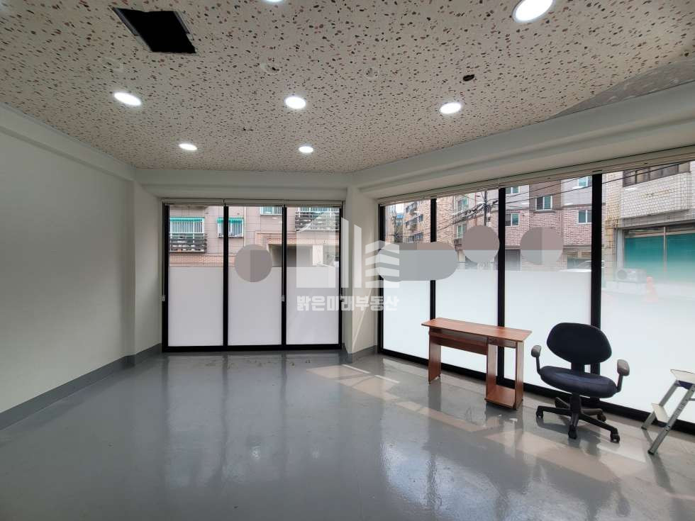 인천 미추홀구 주안동 주차2대 현관앞 가능한 리모델링 1층, 석바위시장역 월세 매물번호 12353 사진 3