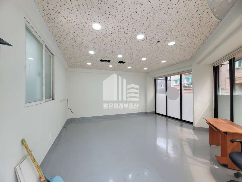 인천 미추홀구 주안동 주차2대 현관앞 가능한 리모델링 1층, 석바위시장역 월세 매물번호 12353 사진 8