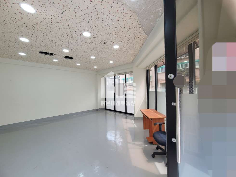 인천 미추홀구 주안동 주차2대 현관앞 가능한 리모델링 1층, 석바위시장역 월세 매물번호 12353 사진 9