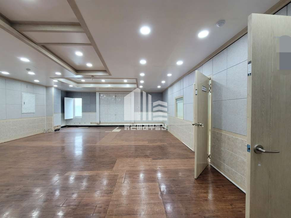 인천 미추홀구 주안동 룸이 2개 잘 나뉘어진 깔끔한 주안 사무실, 역세권 월세 매물번호 12573 사진 11