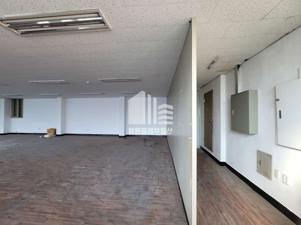 인천 서해구 원창동 화물용리프트사용, 2층, 주차3대이상, 전기30키로 월세 매물번호 12080 사진 7