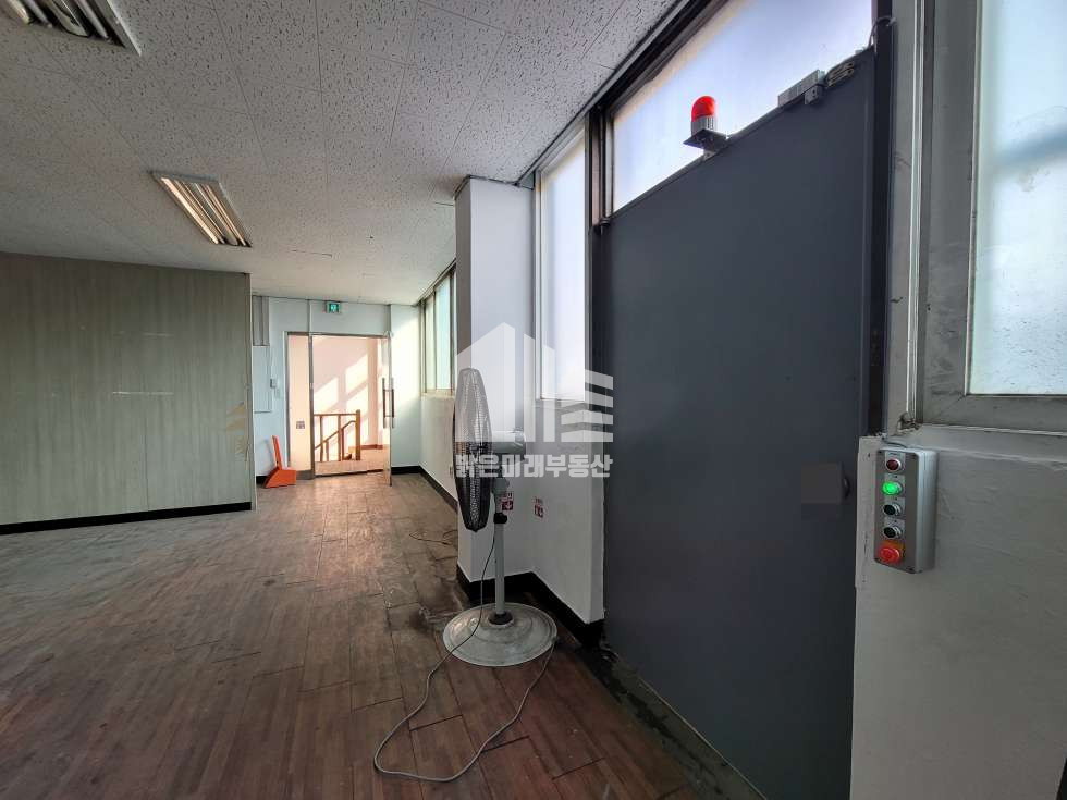 인천 서해구 원창동 화물용리프트사용, 2층, 주차3대이상, 전기30키로 월세 매물번호 12080 사진 31