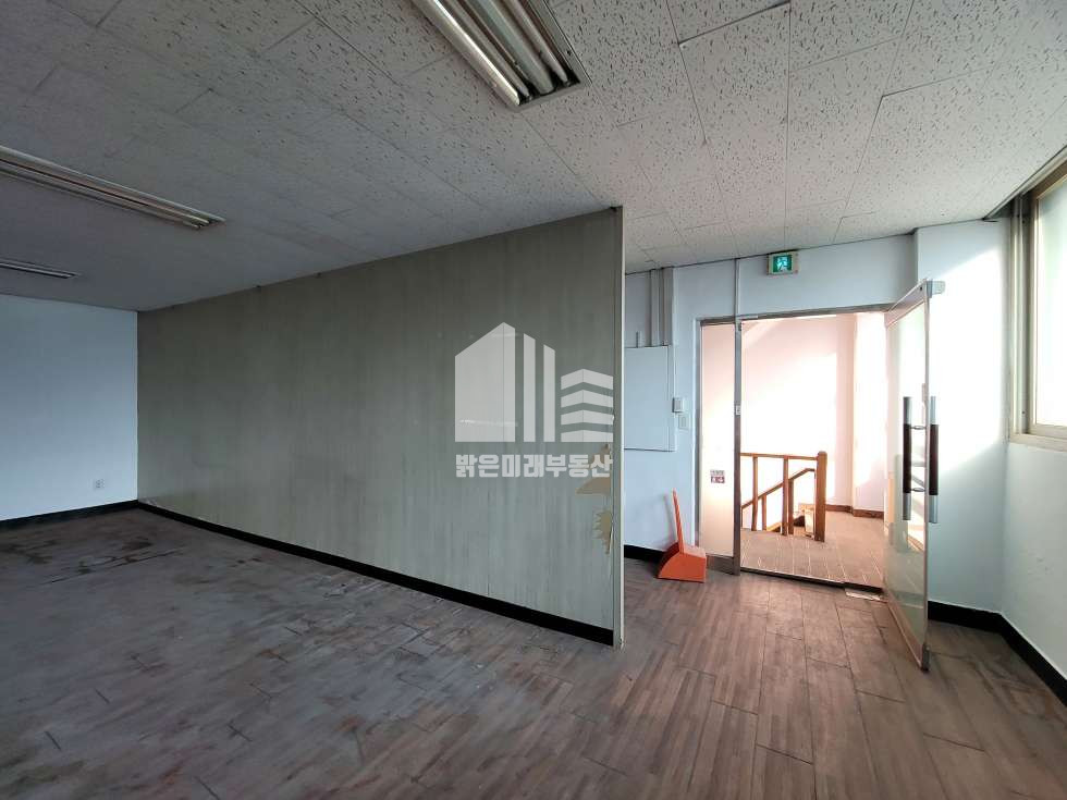 인천 서해구 원창동 화물용리프트사용, 2층, 주차3대이상, 전기30키로 월세 매물번호 12080 사진 32