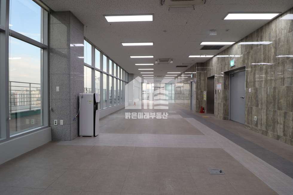 인천 미추홀구 주안동 에이급건물내 탑층, 루프탑형베란다, 냉난방기4대기본 월세 매물번호 10677 사진 3