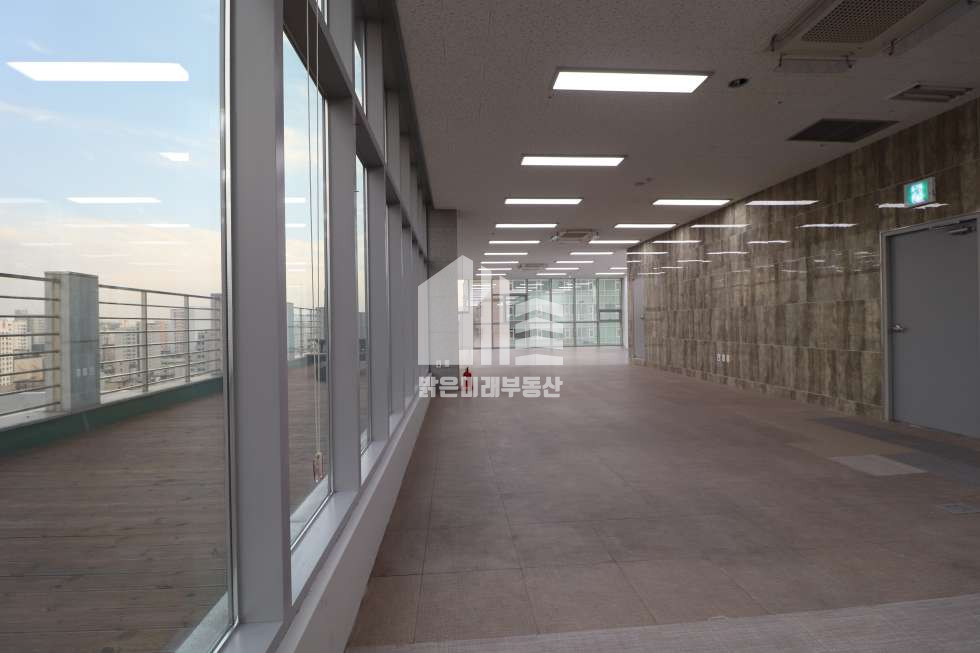 인천 미추홀구 주안동 에이급건물내 탑층, 루프탑형베란다, 냉난방기4대기본 월세 매물번호 10677 사진 7