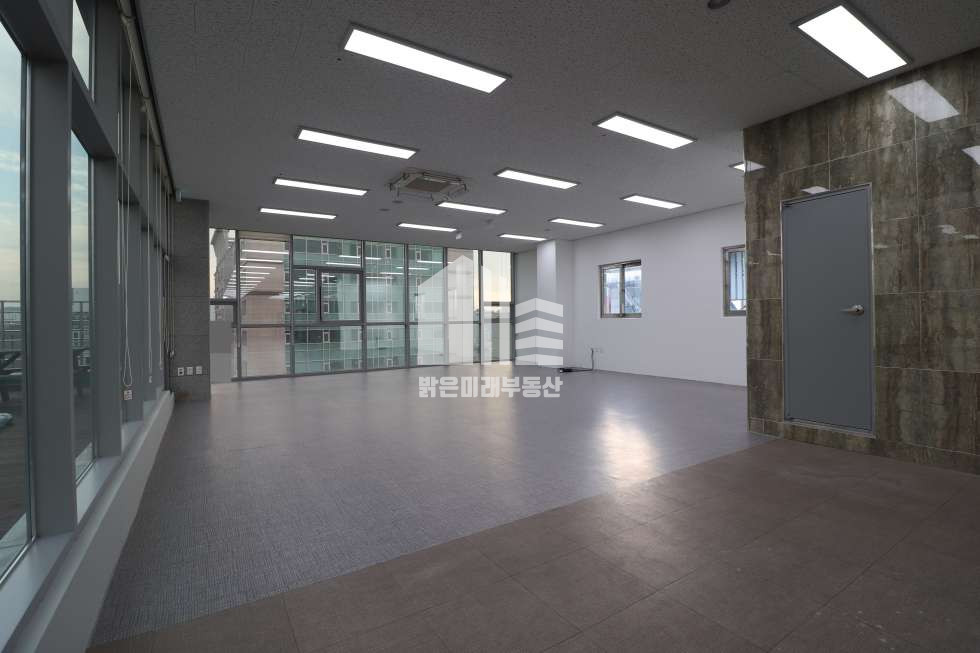 인천 미추홀구 주안동 에이급건물내 탑층, 루프탑형베란다, 냉난방기4대기본 월세 매물번호 10677 사진 12