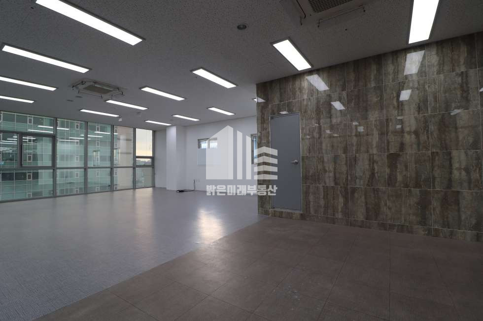 인천 미추홀구 주안동 에이급건물내 탑층, 루프탑형베란다, 냉난방기4대기본 월세 매물번호 10677 사진 13